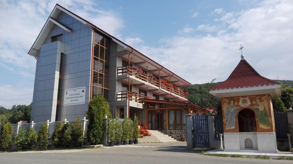 Pensiunea Balan Piatra Neamt Bagian luar foto